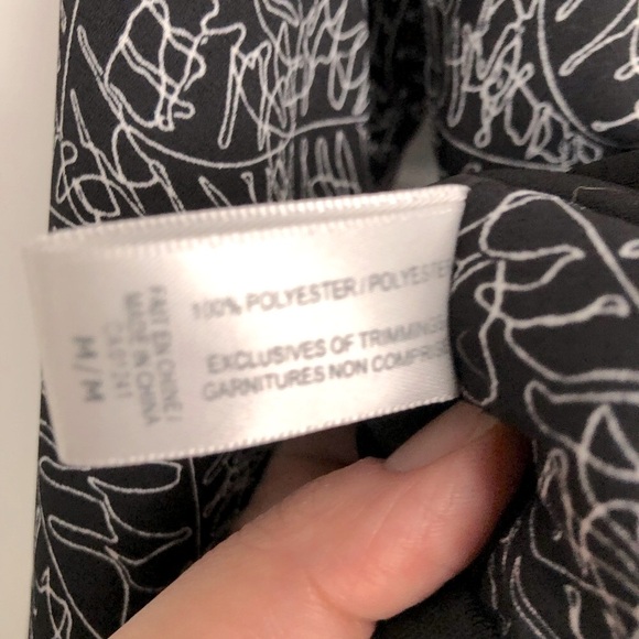 Black and white light bomber jacket, size medium - Picture 6 of 6